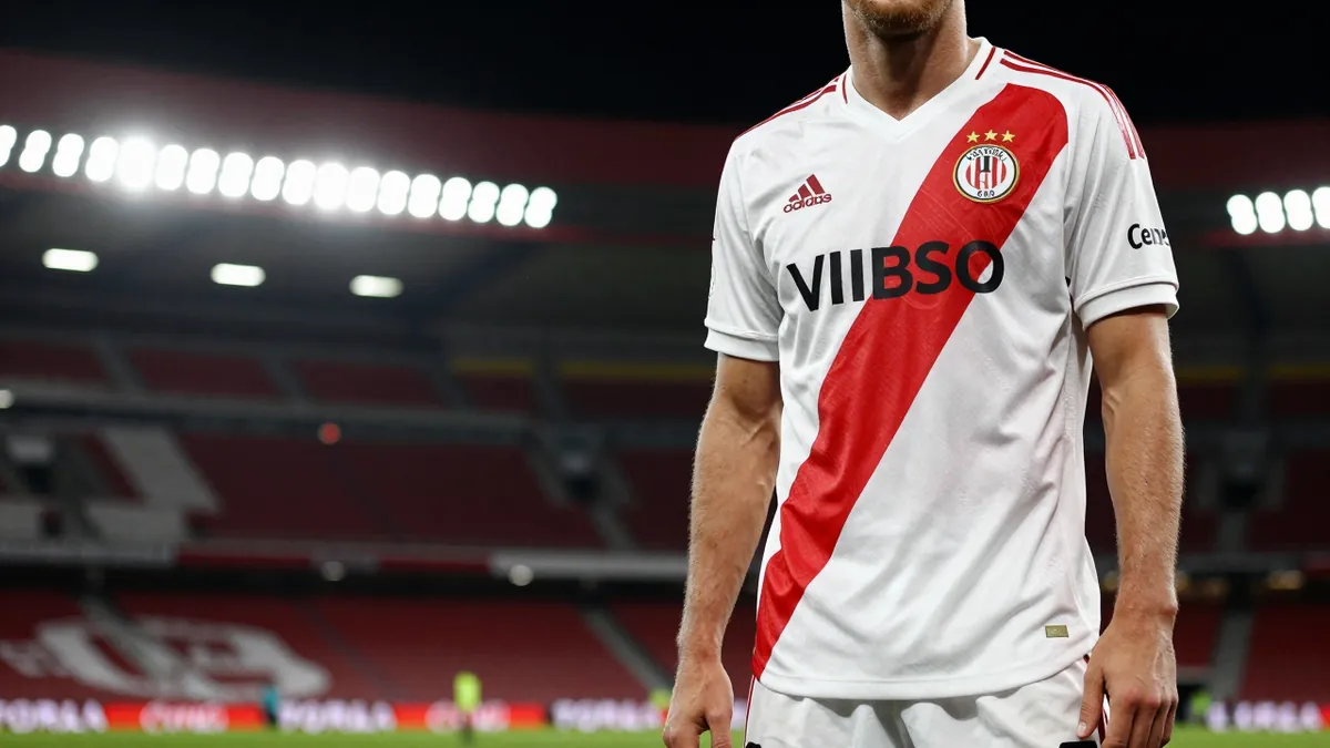 Marseille and Athletic Bilbao, the only teams without signings this summer