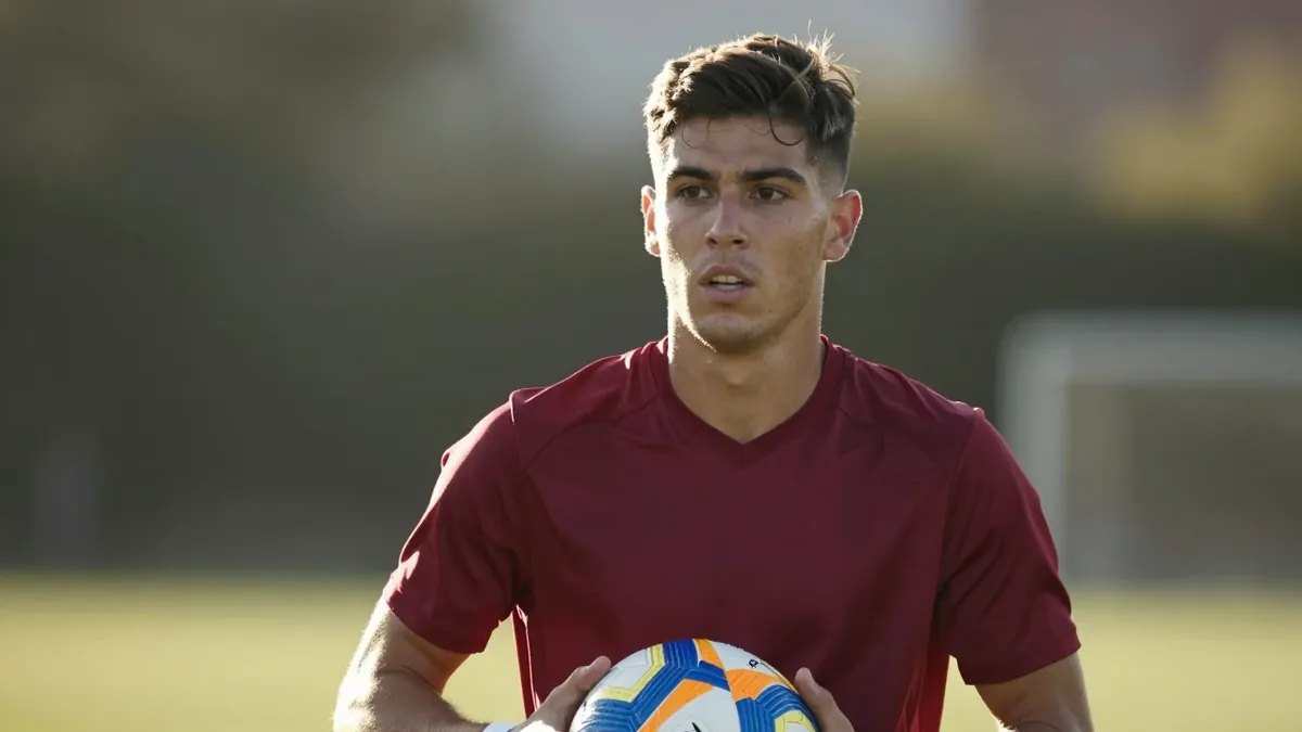 El Athletic Club cerró el mercado con la salida del lateral Adama Boiro al West Ham y el préstamo del extremo Elijah Gift...