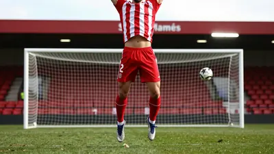 Athletic Bilbao came from behind to draw 1-1 with Elche at San Mamés, with Víctor Chust's own goal earning a point that...