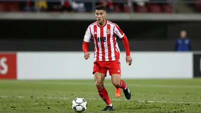 El encuentro de LaLiga entre Rayo Vallecano y Athletic Bilbao fue suspendido definitivamente tras tres interrupciones por...